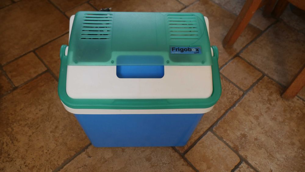 Lodówka turystyczna samochodowa Frigobox