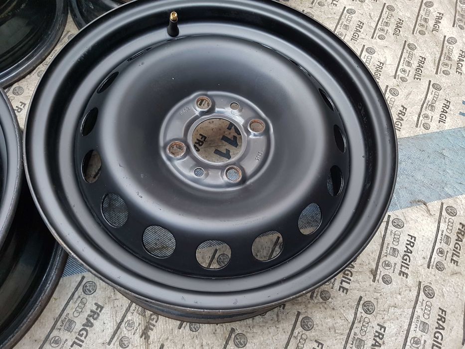 Felgi stalowe Fiat Punto 500 Doblo Panda 4x98 5,5jx14 ET35