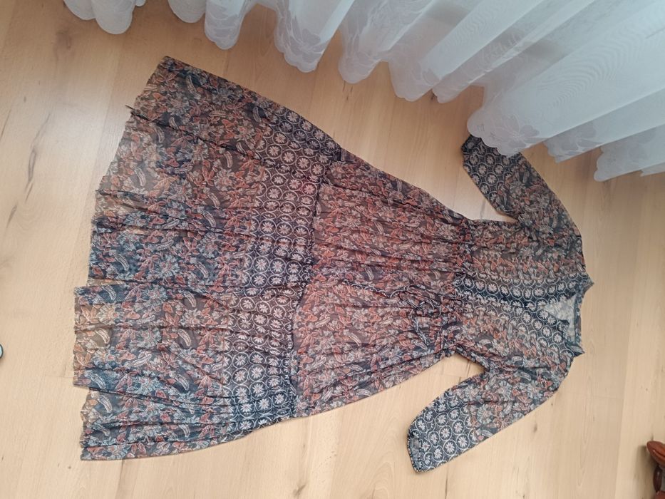 Sukienka siatka sprzedaż