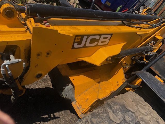 JCB TM 300 310 320  - Wysuw Wysięgnik Teleskop Ramię Siłowniki Skrętu Hydraulika [CZĘŚCI]