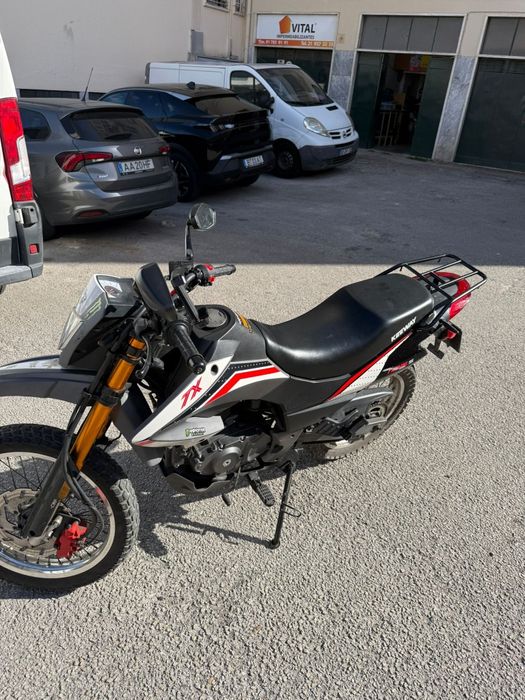 Keeway tx125s em ótimo estado