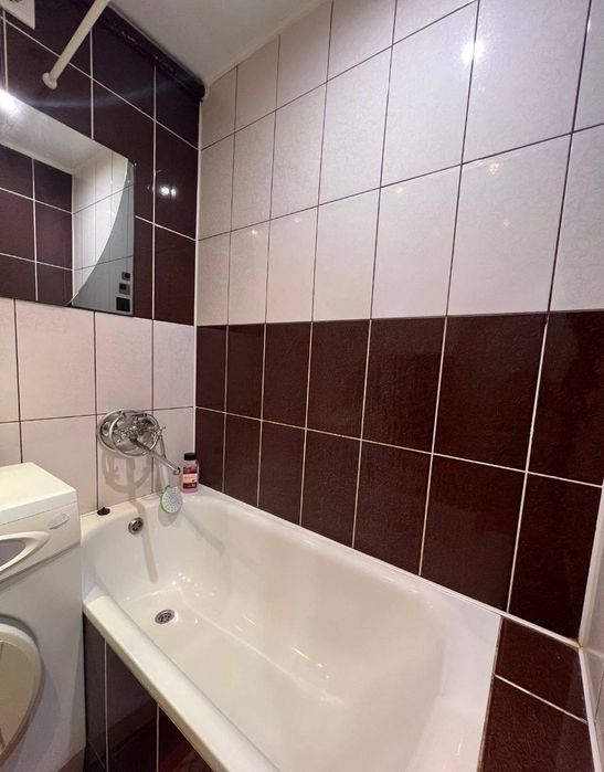 по "ЧАСОВО" 500  по "СУТОЧНО" квартира на Металлургов 21. 250грн.