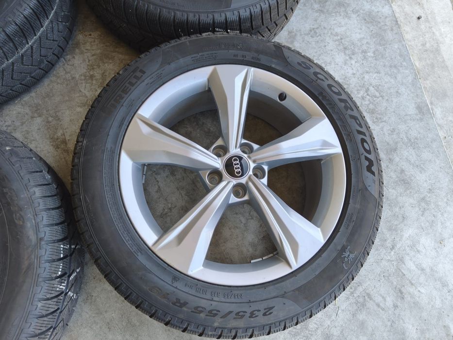 Koła Audi Q5 Q7 19 pirelli Scorpion 235/55 R18 80A601025K zimowe
