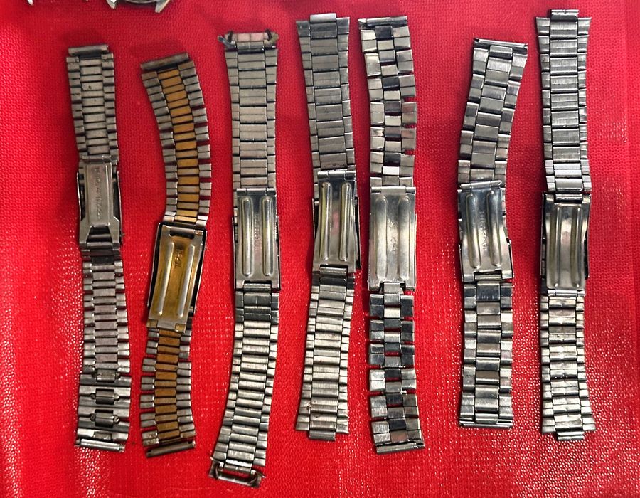 Браслеты и запчасти для часов Ссср