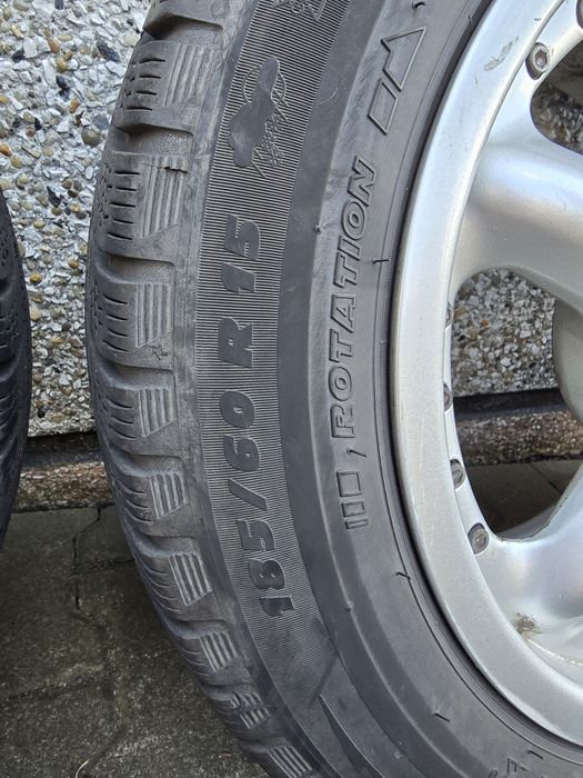 Felgi aluminiowe z oponami zimowymi R15