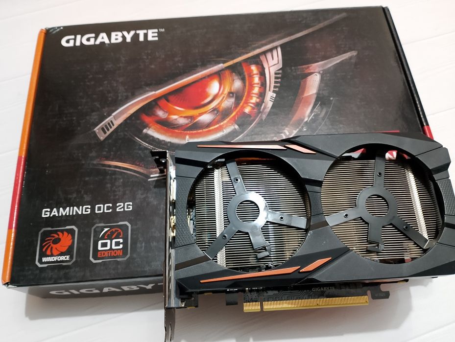 Відеокарта RX 560 2Gb Не робоча