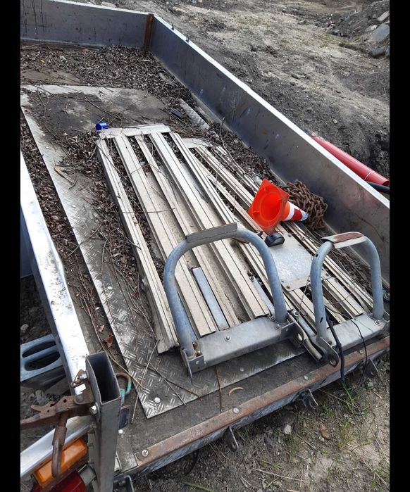 Przyczepa przyczepka laweta pod koparke  2 sztuki