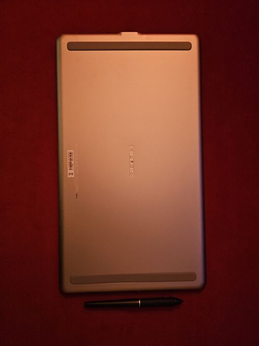 Tablet graficzny HUION Kamvas Pro 16 – stan bardzo dobry, mało używany