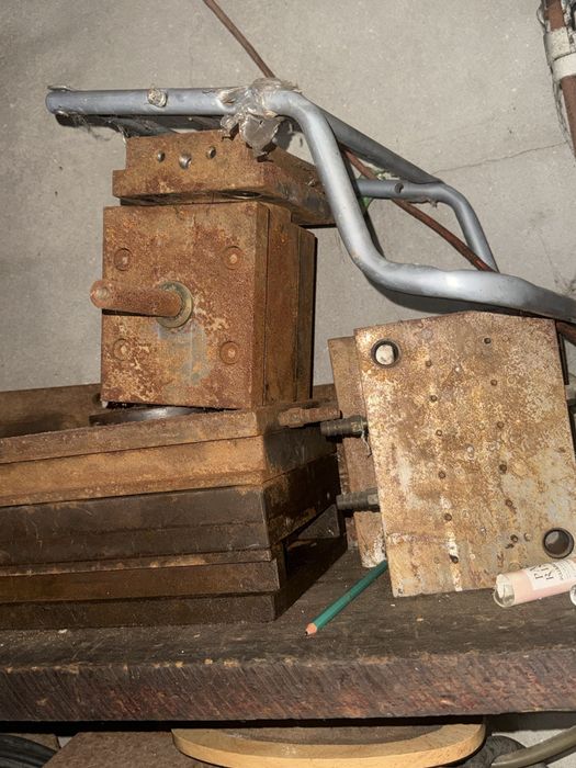 Varios moldes injecao plastico