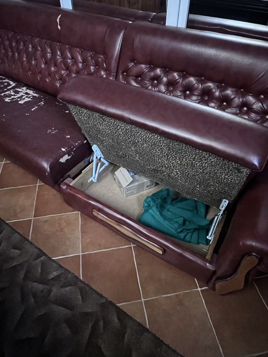 Диван мʼякий кут