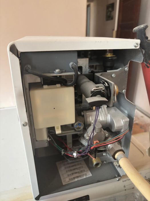 Esquentador Ariston muito bom estado