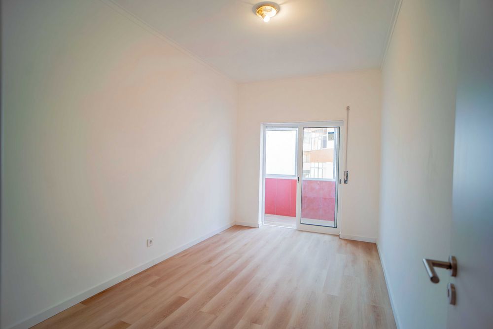 À venda de apartamento no Seixal, Paio Pires
