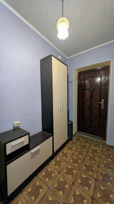 Продам однокімнатну квартиру.