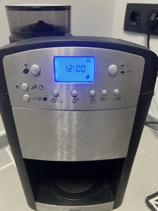 Продам кавоварку “BEEM”