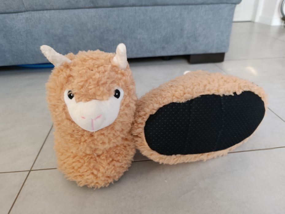 Kapcie Alpaca ciepłe miękkie pantofle Lama 38-41
