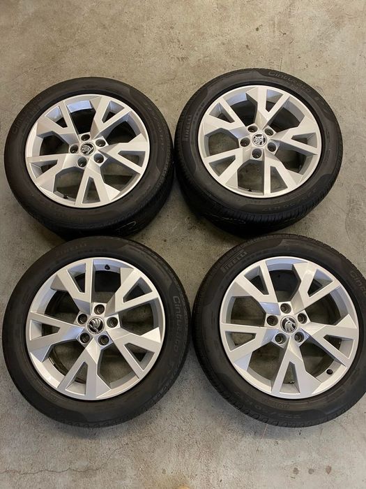 Alufelgi 5x112 Skoda 7Jx17 ET45 5E0601025S
