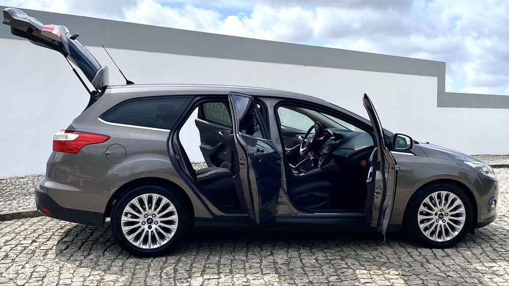 Ford Focus SW — fotografia 6