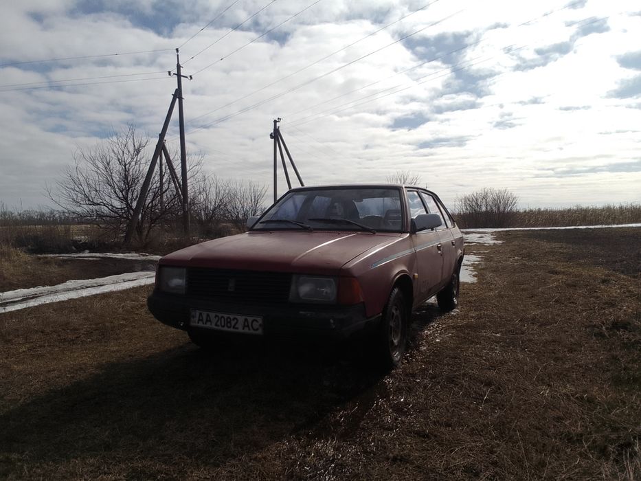 Продам Москвич 2141 из двигателем Ваз 2103