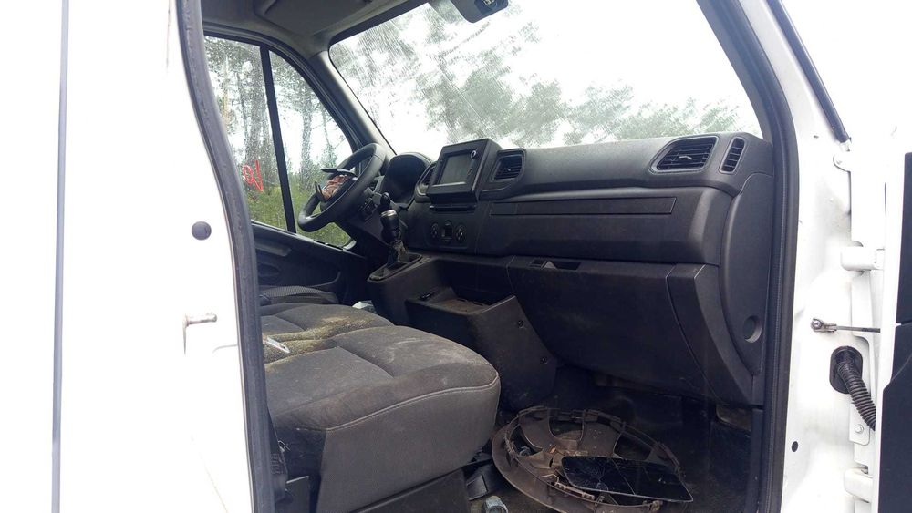 Para desocupar Renault Master 2,3cc 2021 - Mecânica completa 99000km