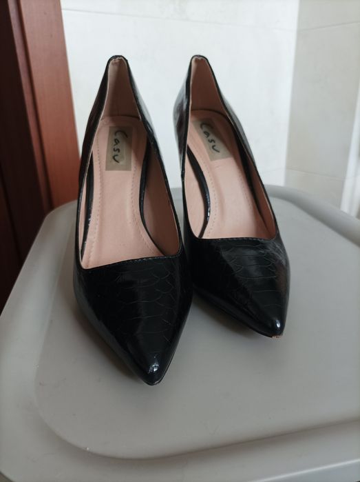 Casu 40 szpilki wężowa eco skóra buty czółenka