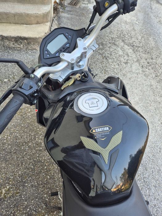 Vendo mota 125cc Vortex ZII estilo Naked