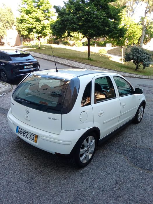 Opel corsa 1.3cdti 154.000km 2006/8
