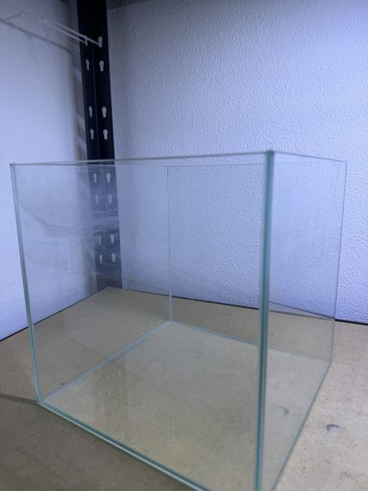 2 Aquarios Cubo 25