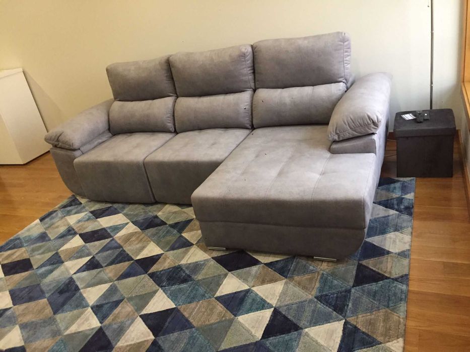 TAPETE MONETTI azul, 200x290 - 400€