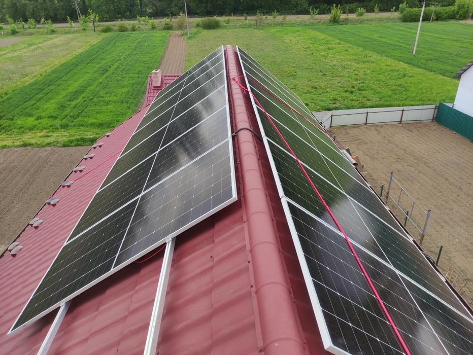 Сонячна електростанція. Зелений тариф. Монтаж сонячних панелей.