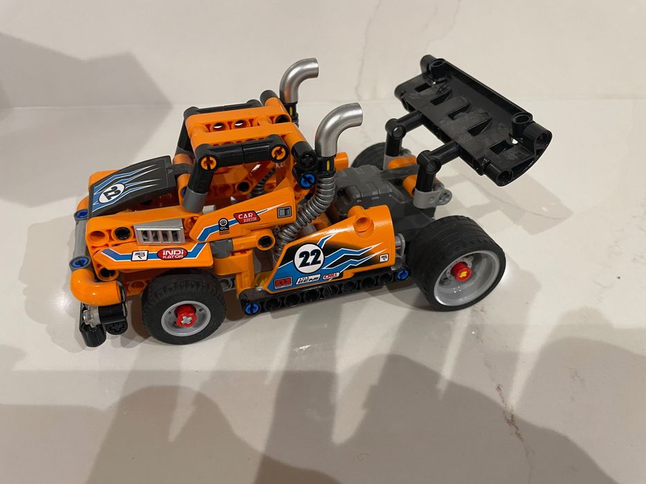 Lego 42104 ciężarówka wyścigowa