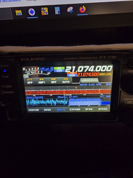 Estação Rádio: Yaesu FT-710 AESS