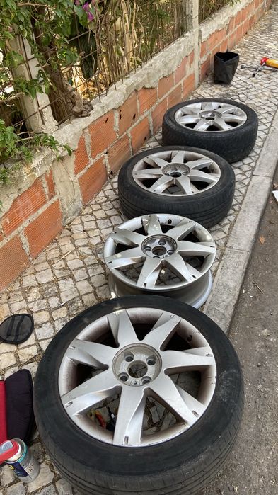 4 jantes 205 55 R17 renault megane