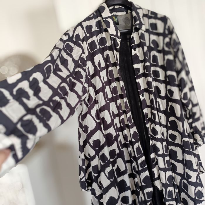 Vestido/camiseiro da marca Fly. Oversized. Novo