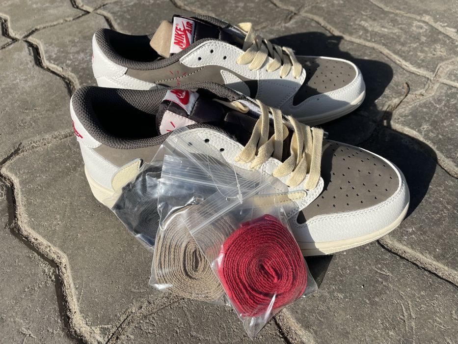Jordan 1 Retro Travis Scott «Reverse Mocha». Мока.
