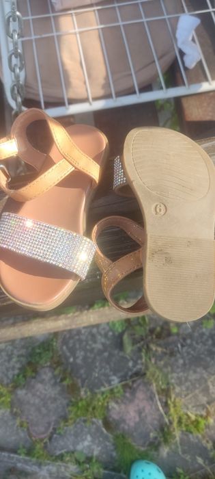 Босоніжки 15 см. Сандалі