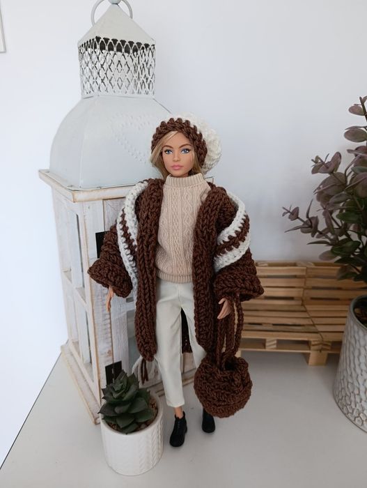 Komplet ubranek dla lalki Barbie