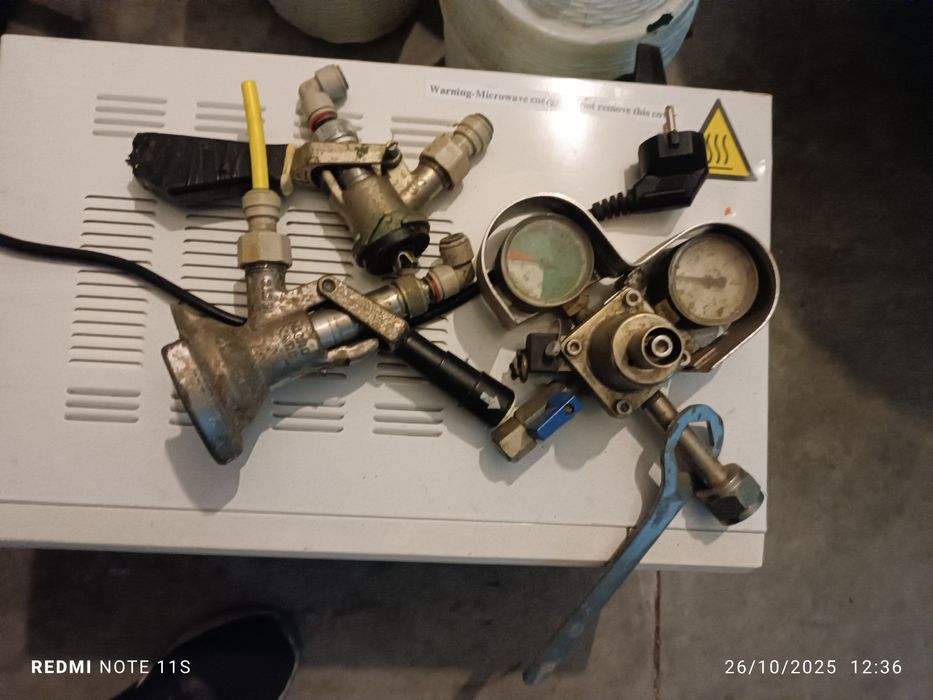 Manómetro e cabeçotes para cerveja  e vinho