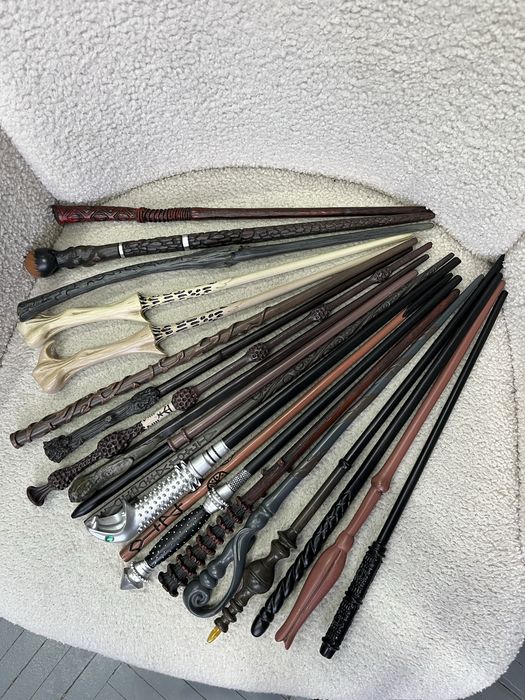 Палочка волшебная персонажей Гарри Поттера,карта мародеров, маховик