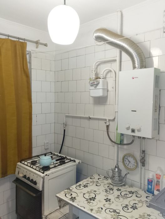 Продаж двухкімнатної хрущовкі в центрі міста.  Недорого - Вид 4
