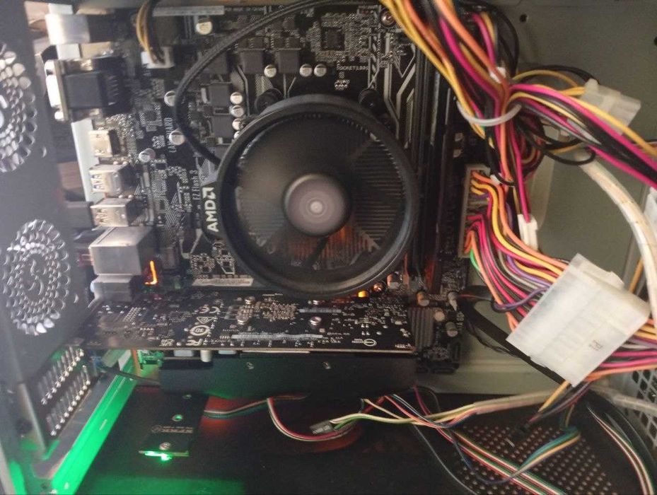 PC_AM4_a320_r1200_16gb_1050ti_270w