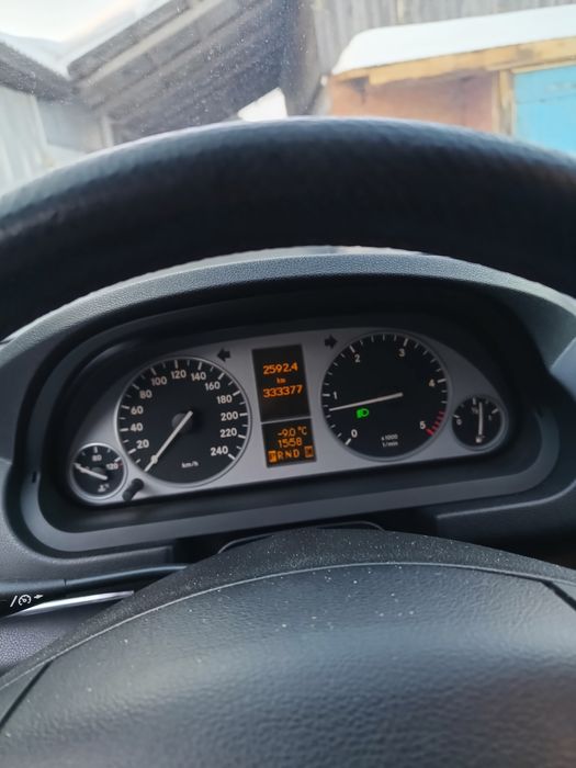 Продам   MERCEDES-BENZ В-200  145к.с.