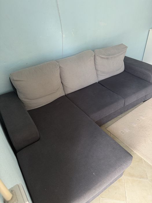 Sofá com chaise long