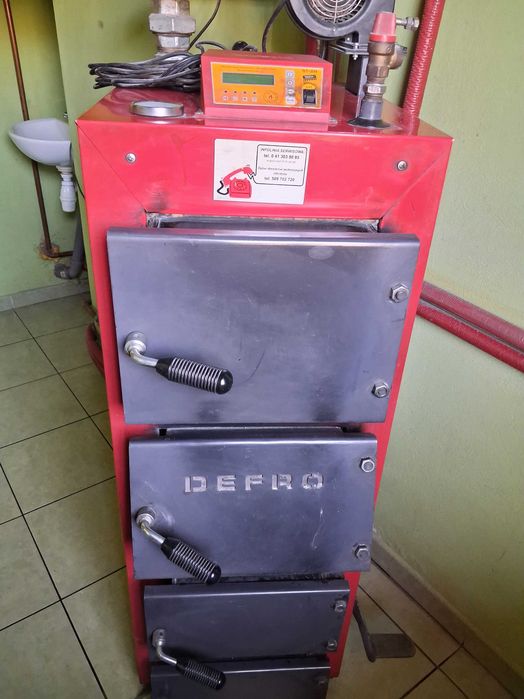 Częsci z pieca defro i bojler