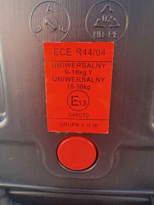 Крісло дитяче автомобільне