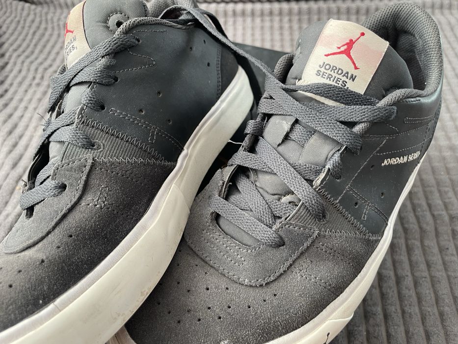 Jordan Series ES 42.5 wkł. 27cm