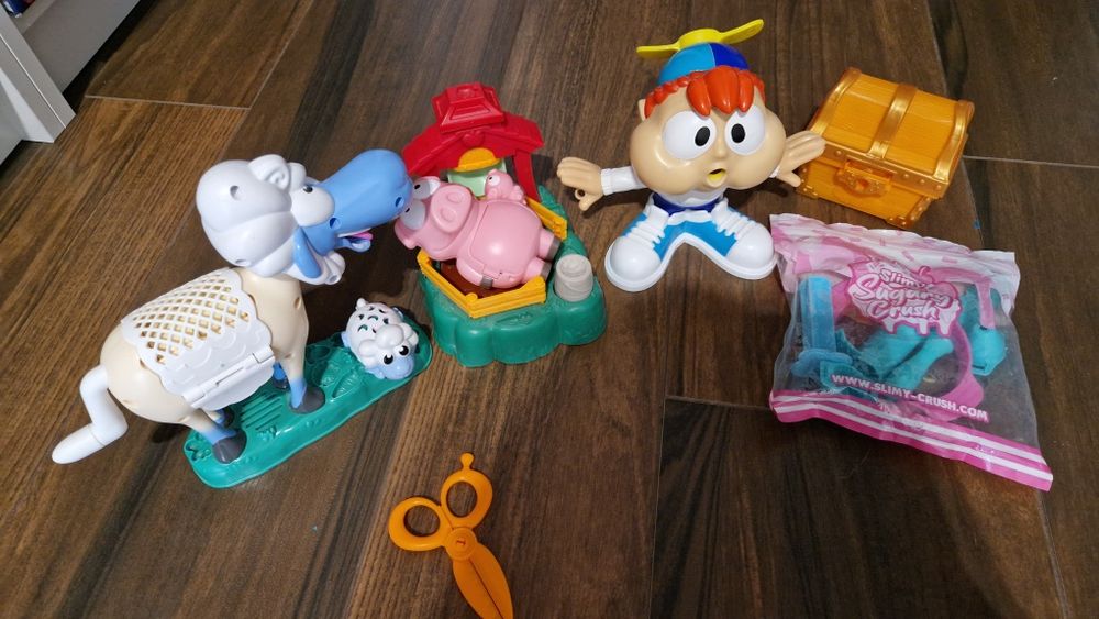 Zestaw do ciastoliny PlayDoh, owieczka , świnka