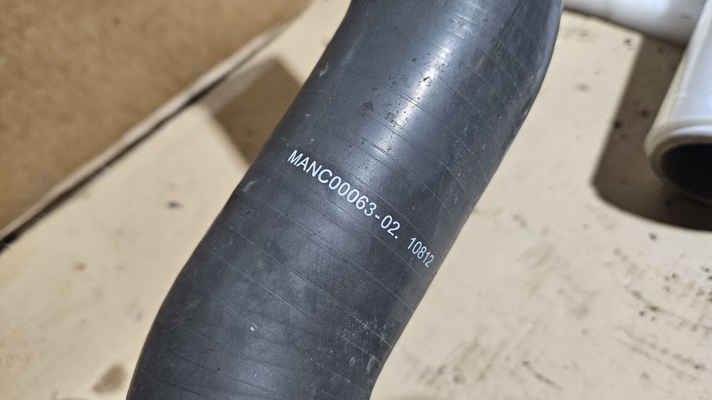 Przewód rura turbo dacia duster 1.5 dci jak niwy 64tys