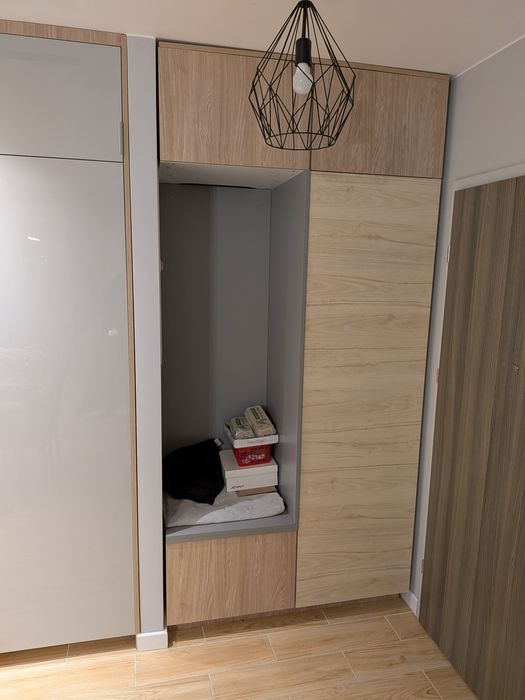 Meble na wymiar, zabudowy nietypowe. Dobre ceny i terminy.