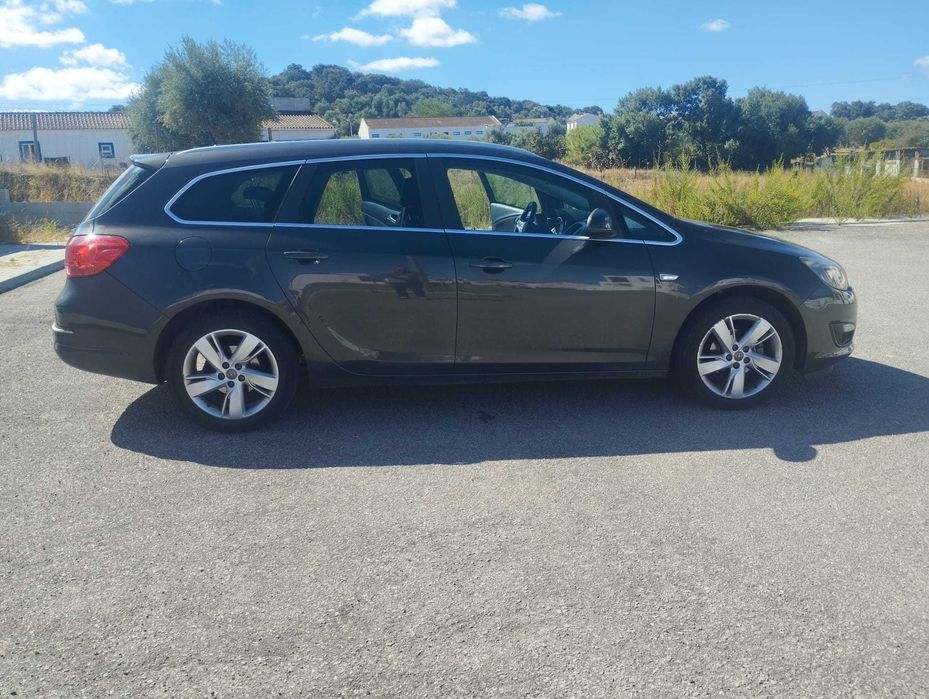 Opel Astra 1.3 CDTI ecoFLEX, 95cv