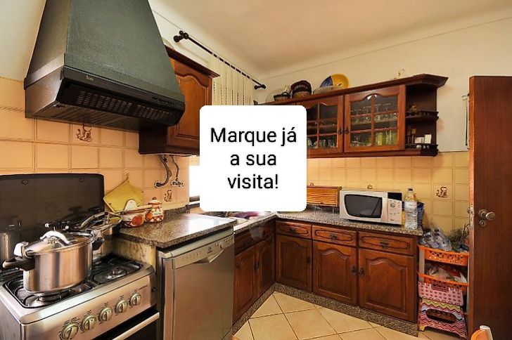 Fantástica moradia V2 + 3  2  

!